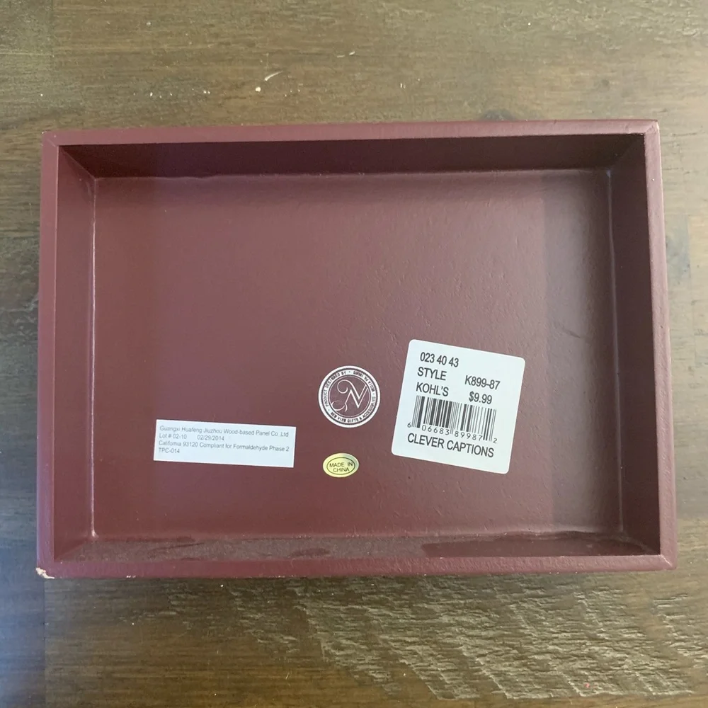 Burgundy “wine 🍷 a little” decorative quote block